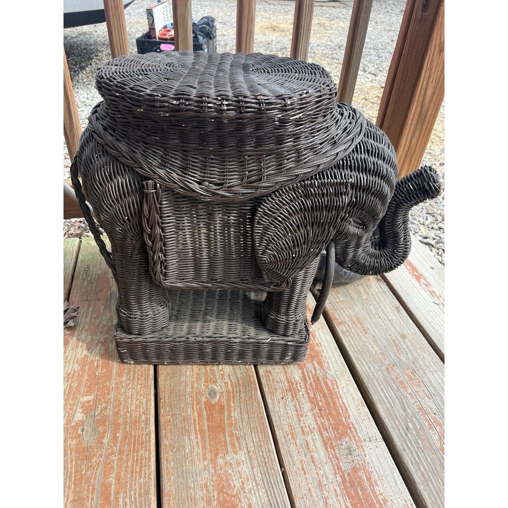 Vtg Wicker Elephant End Side Table White Boho Plant Stand 25” 12” 20”H